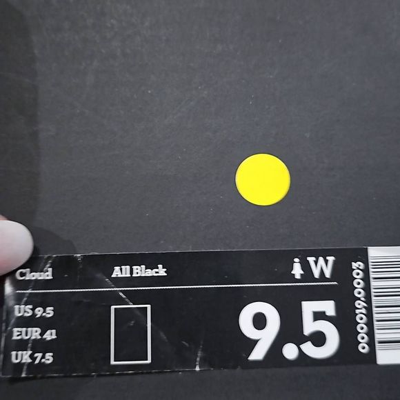 On running Cloud all black . Men's
Size 9.5
New
Box as is( original box , no - Picture 9 of 9
